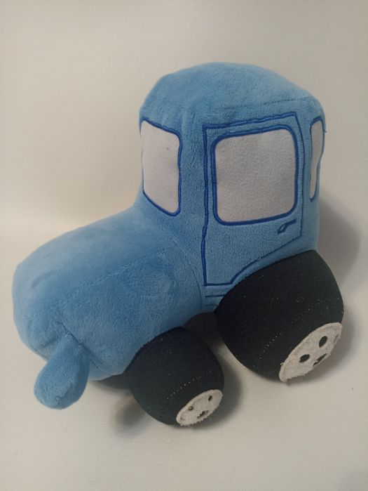 Мягкая игрушка синий трактор.