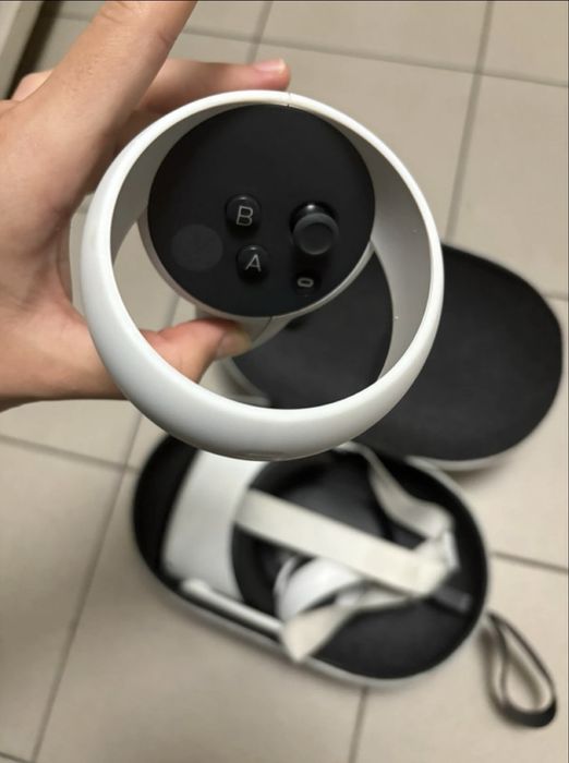 Óculos de Realidade Virtual Oculus Quest 2 + Faixa de Cabeça Elite + Estojo - Kit Completo - Com defeito