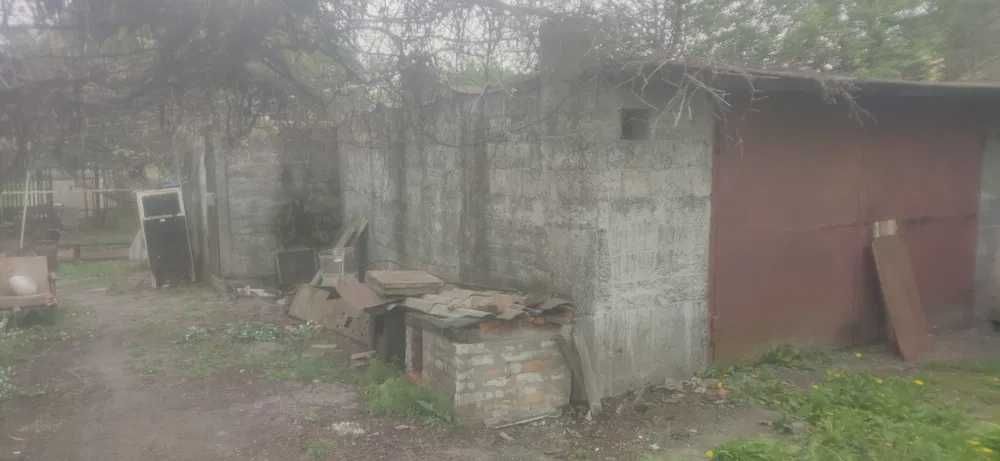 Продам дом в п.Андреевка . Аренды нет