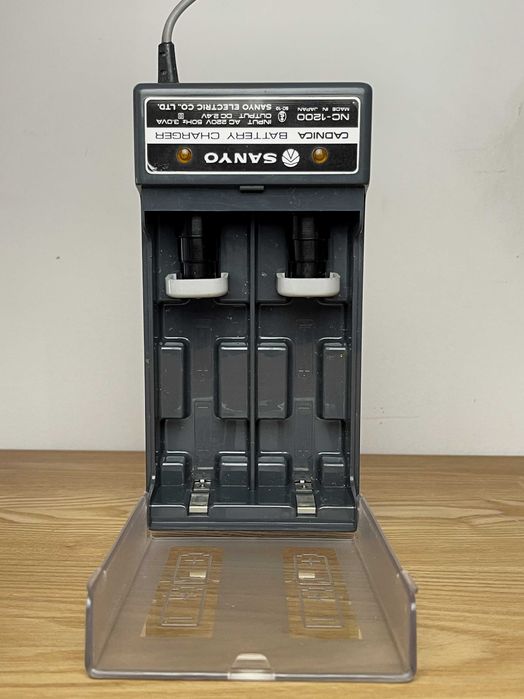 Carregador Pilhas Multi Tamanhos