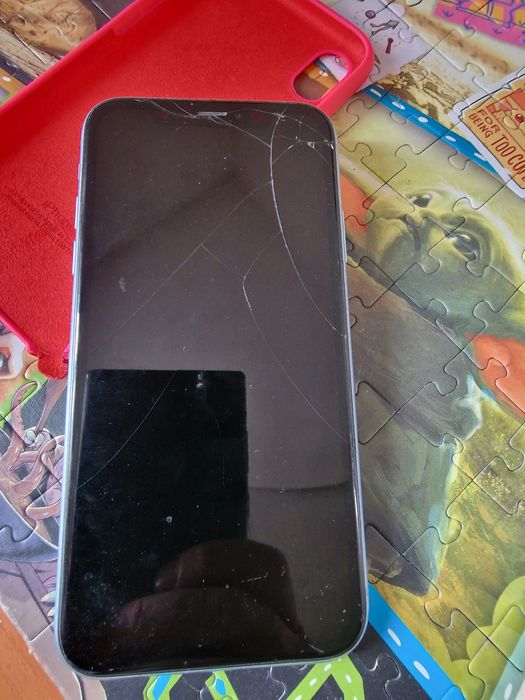 Телефон iPhone xr 128