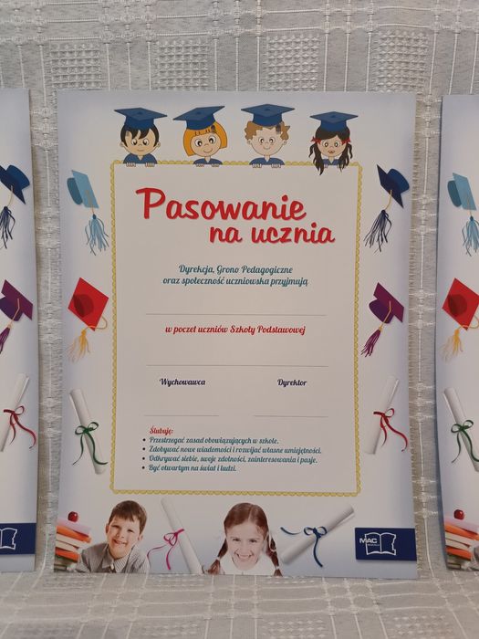 Dyplomy 20szt, na pasowanie uczniów klasy pierwszej, nowe