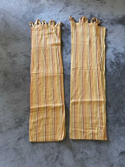 Cortinados às riscas