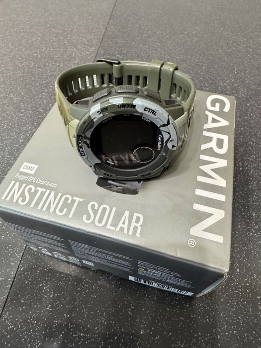 GARMIN Instinct Solar продам 7500 грн