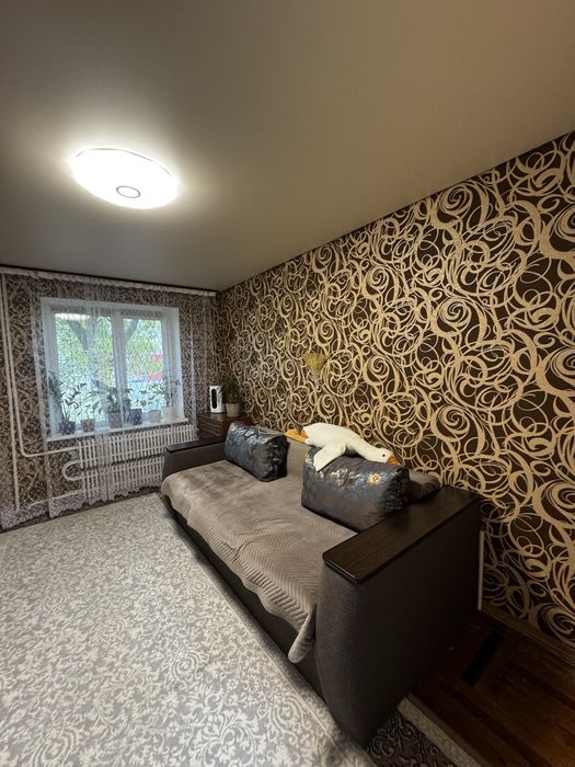 Продается 2- х комн. квартира  Хортицкий район.