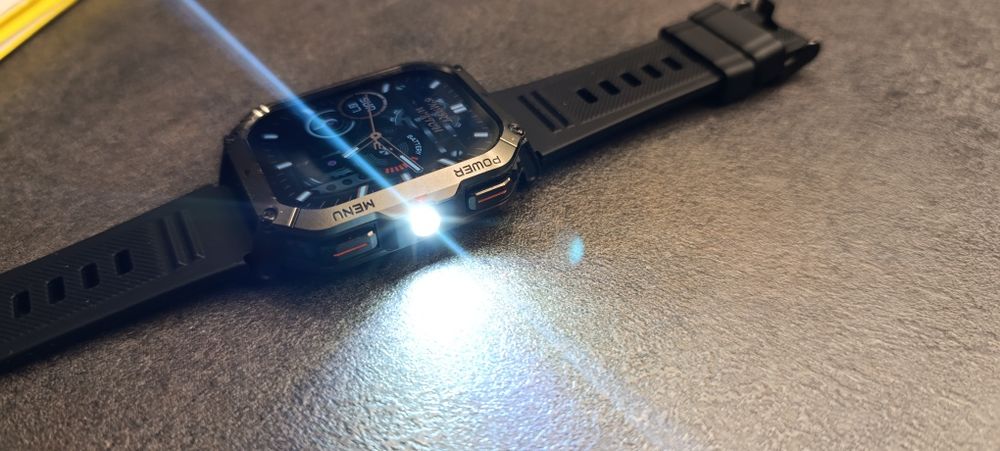Smartwatch Blackview W 70 PRO z wbudowaną latarką LED