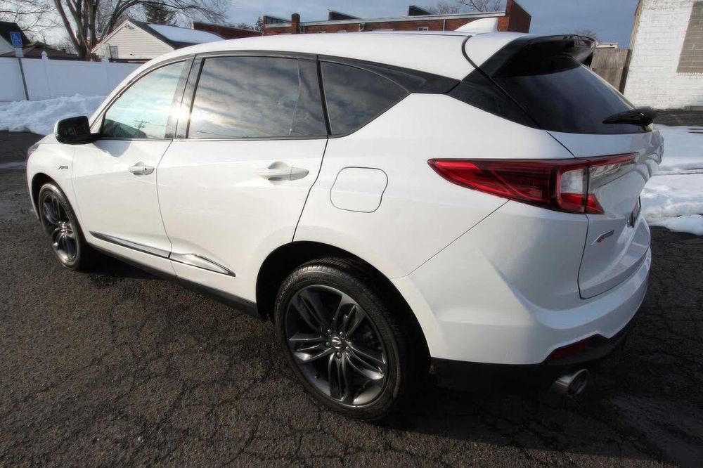 Acura RDX      2023