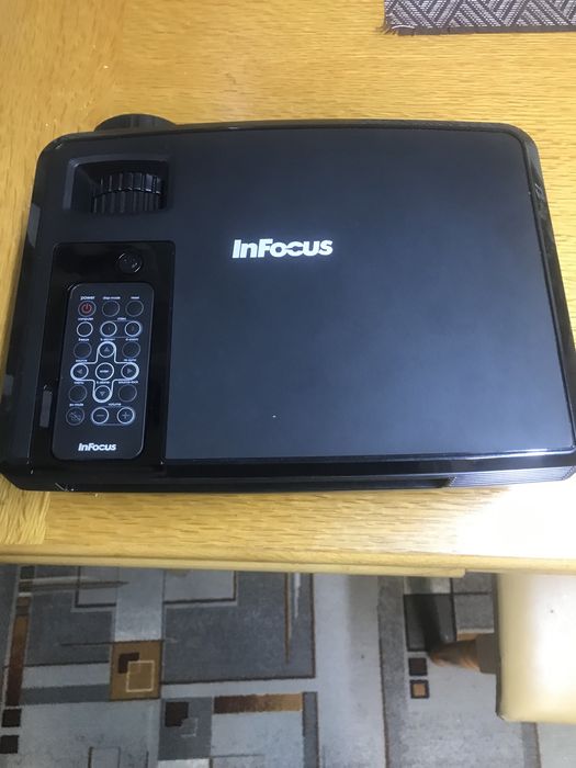 Проєктор INFOCUS X6+Комплект для презинтацій+Металевий кейс