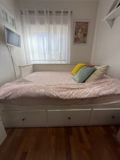 Vendo cama Hemnes Ikea