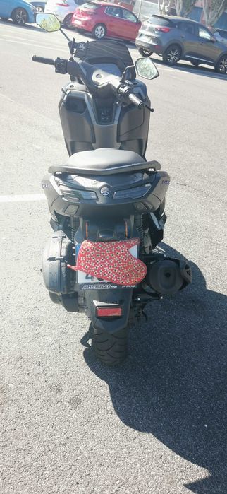 Yamaha Nmax 2025