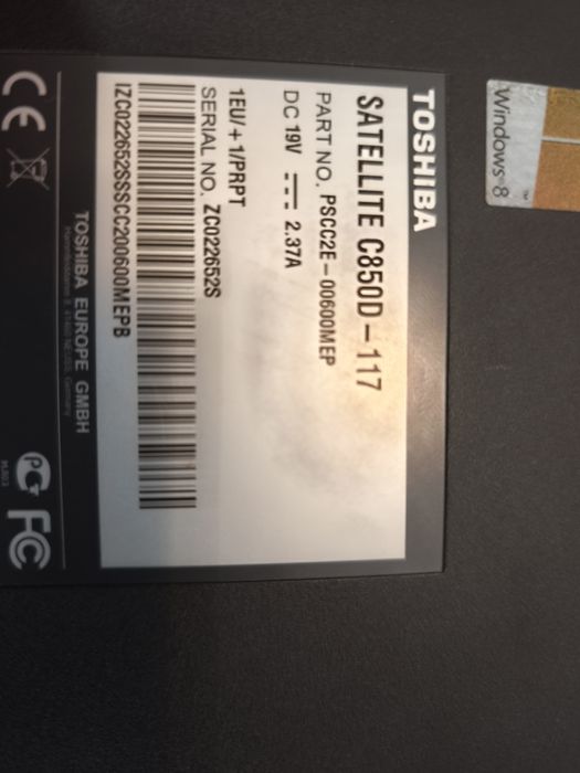 Computador portátil PC Toshiba Satellite C850D-117 em muito bom estado