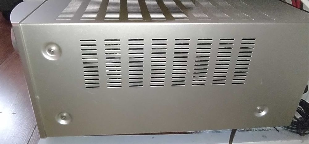 Amplituner Marantz SR-6006