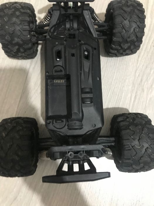 Машинка на радио керувани kf11