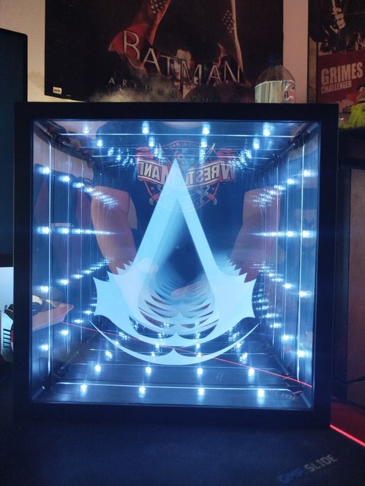 Candeeiro Assassin's Creed - Infinity Light (Paladone)