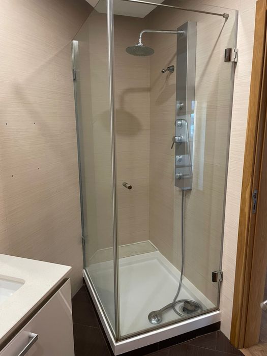 Vendo loiças de casa de banho