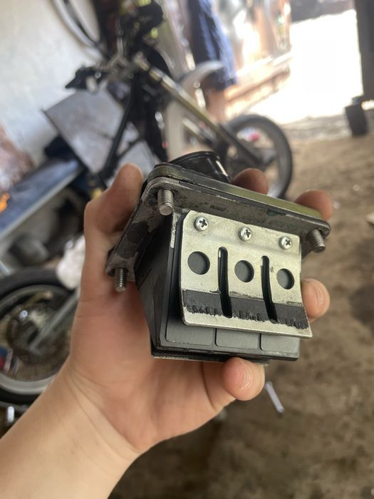 Husqvarna SM125 бляха