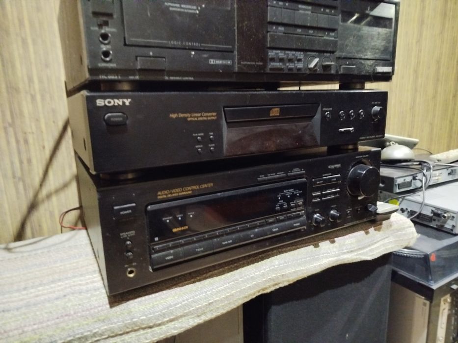 Amplituner Sony str d565