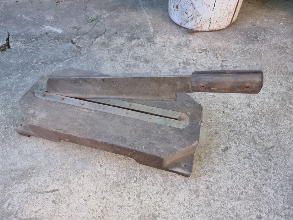 Cortador antigo para coleção