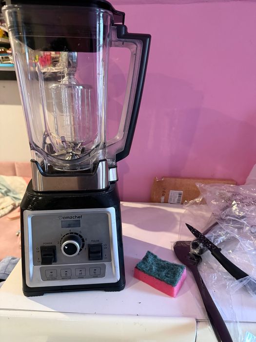 blender kielichowy marki AMZCHEF