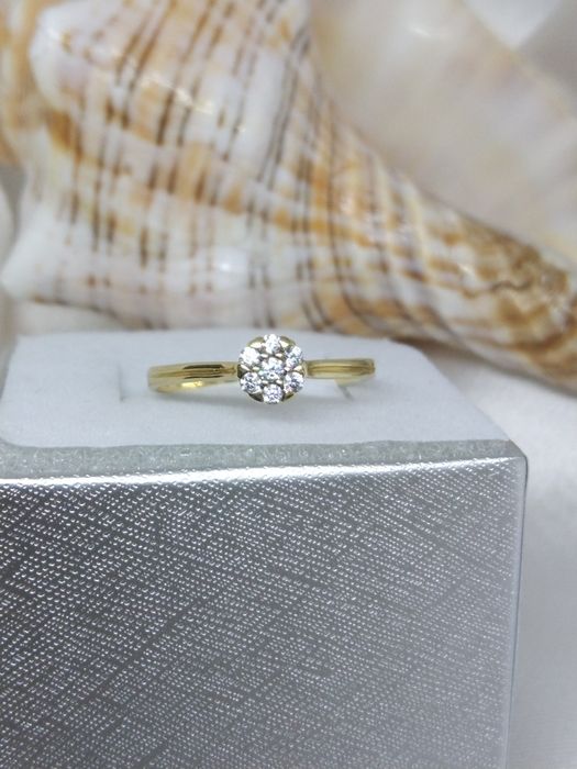 Piękny złoty pierścionek z cyrkoniami, złoto 585, rozmiar 12