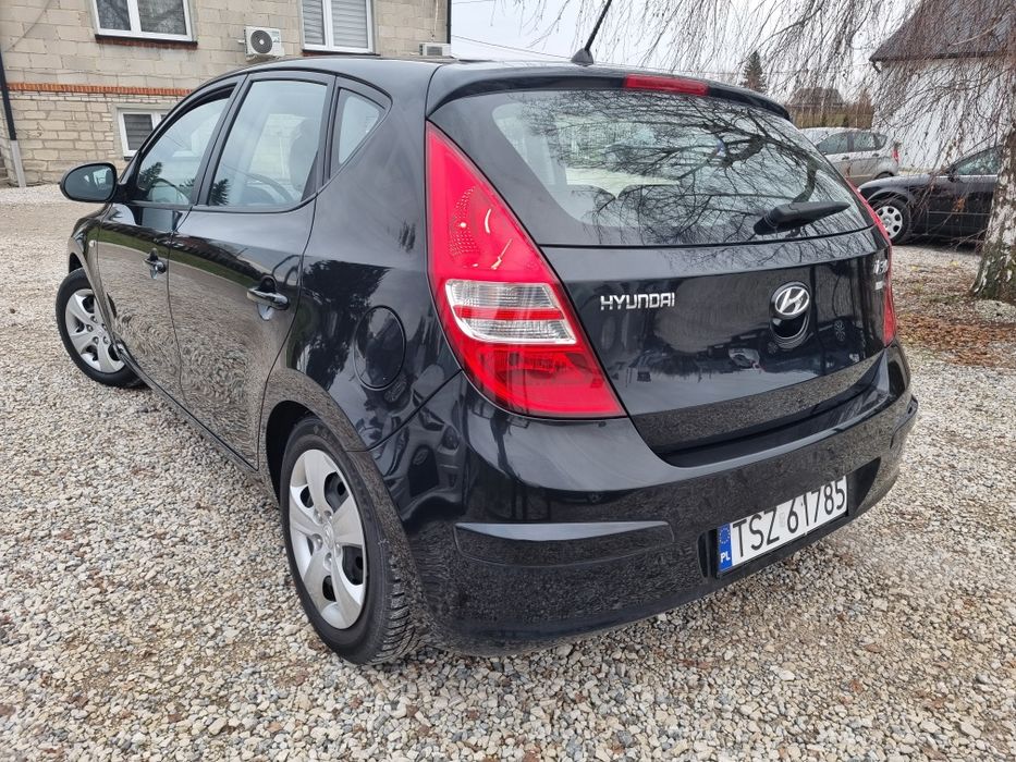 Hyundai i30 2009/10 rok 1.4 LPG  Zadbany
