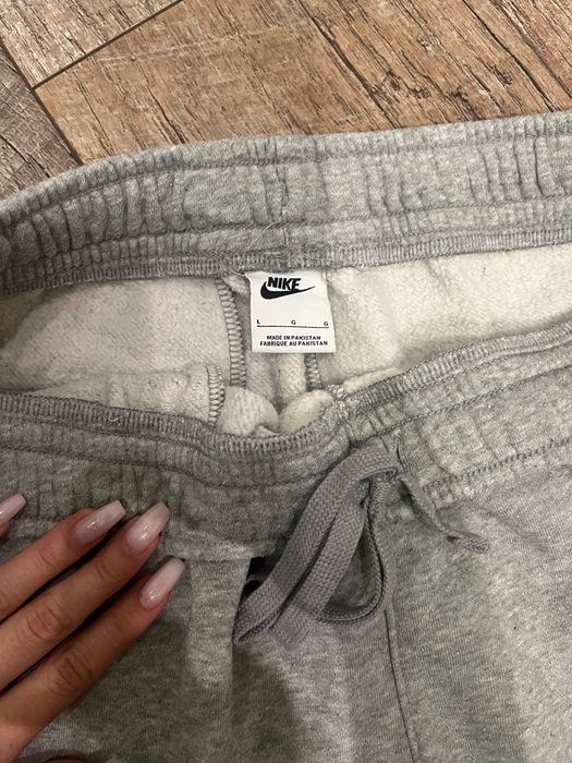 Спортивні Штани Nike Nsw на лампасах