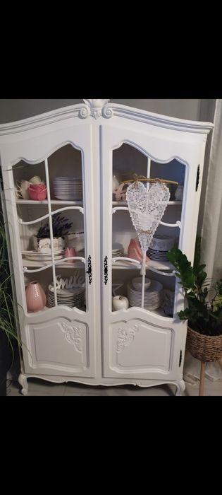 Witryna, biblioteka Ludwikowska