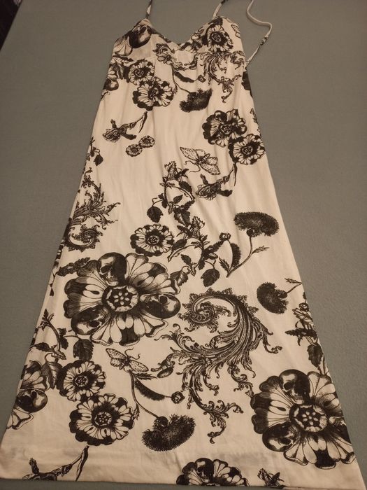 Vestido comprido em malha fina e forrado