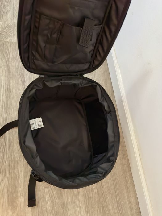 Mochila de viagem e mota da Held