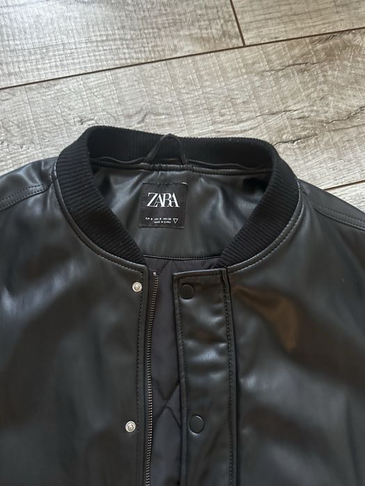 Бомбер Zara,розмір S