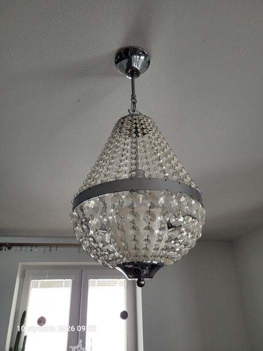 Lampa sufitowa z żarówkami
