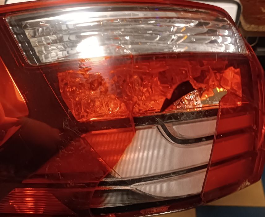 Задний стоп на Аутлендер