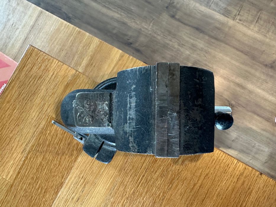 Imadło ślusarskie, modelarskie PJWp 63