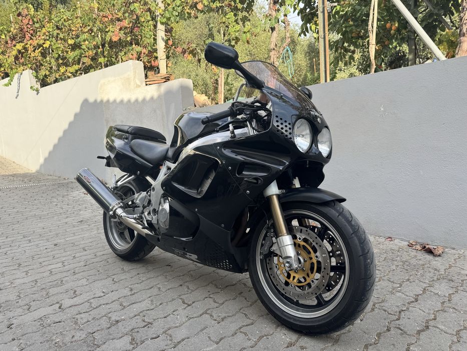 Honda CBR 900 RR Fireblade (SC28) – 1994