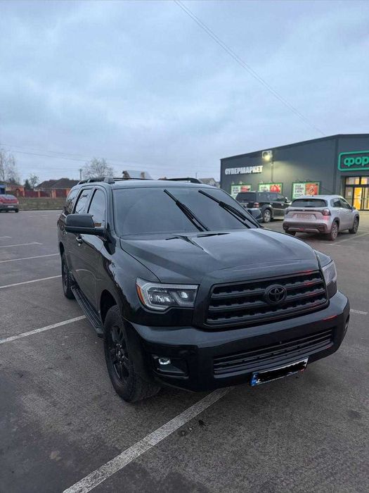 Toyota Sequoia 2017