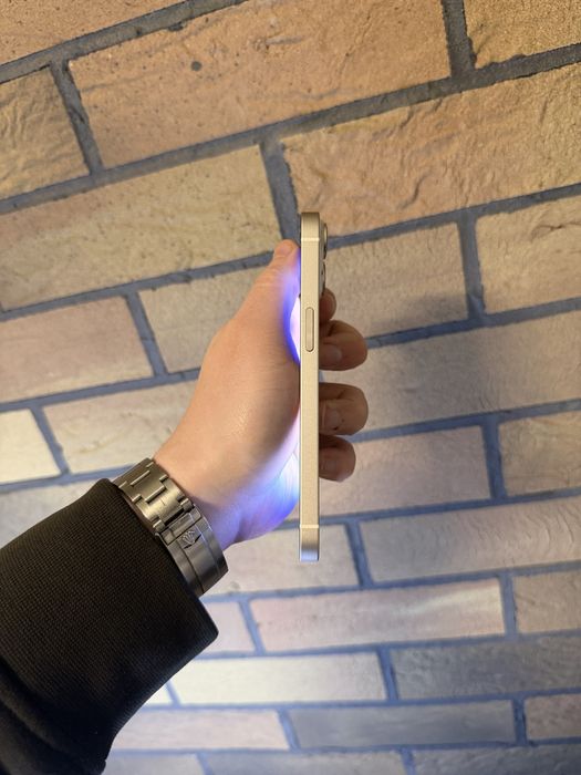 Apple iPhone 14 128Gb. ( Starlight )