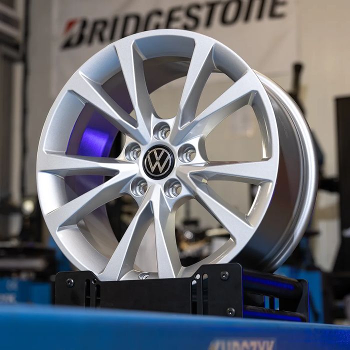 NOWE ORYGINALNE Koła Volkswagen 17" Golf Jetta Beetle Passat CC Arteon