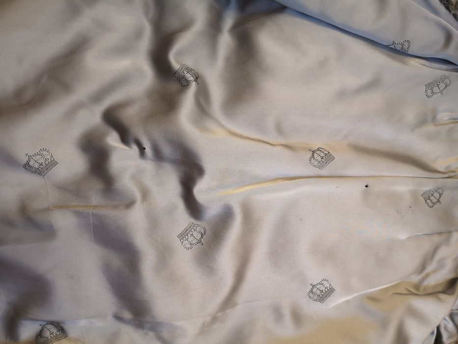 Karakuły, krótka kurtka w odcieniach szarości