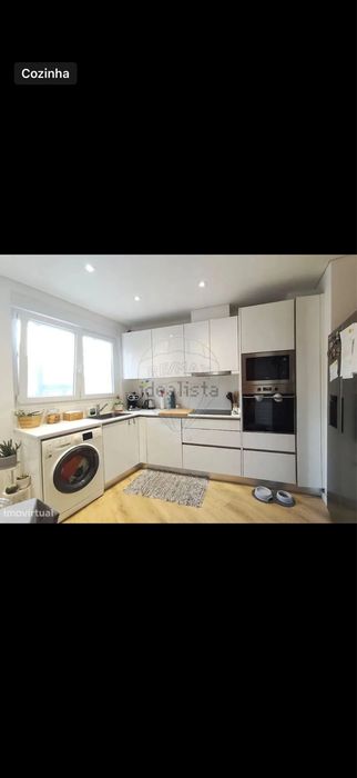 Quarto para alugar nos Anjos