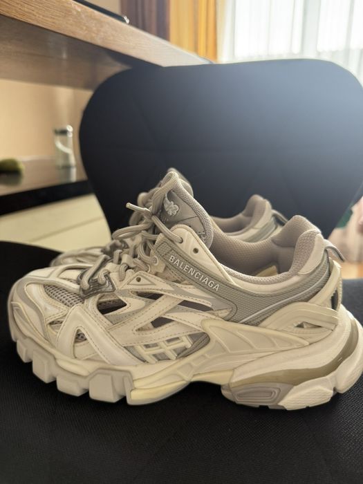 balenciaga track 2