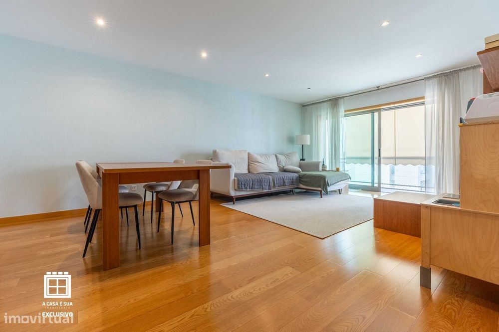 Fantástico Apartamento T2 nos Passionistas, S. M. Feira - Exclusivo