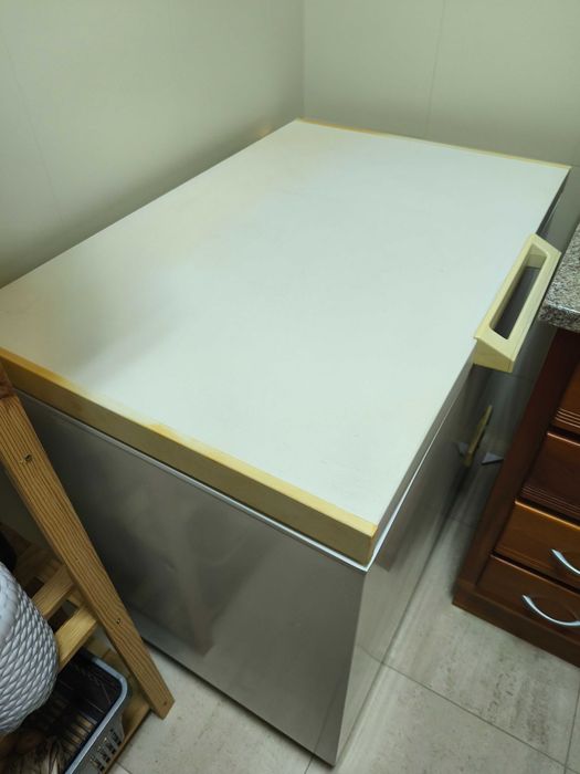 Arca congeladora Zanussi 260L