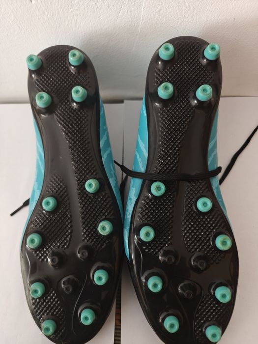 Buty korki prawie nowe piłkarskie niebieskie