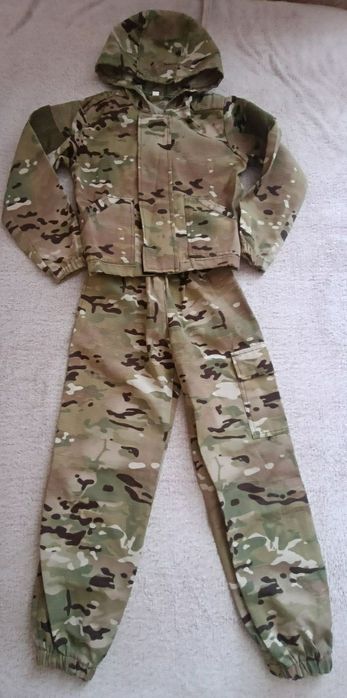 Камуфляжний костюм, піксель для хлопчика єдиноборства спорт