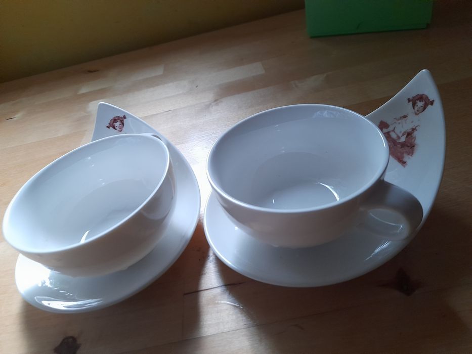 Filiżanka z talerzykiem łezka x2 Essence 1869