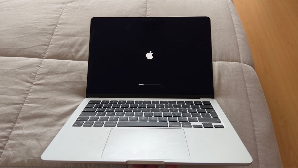 MacBook Air M2 | 512GB SSD | Estado Irretocável