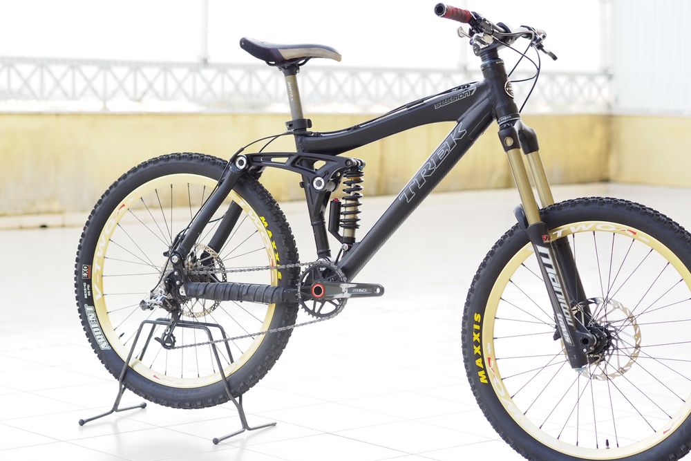 Bicicleta Trek session 7