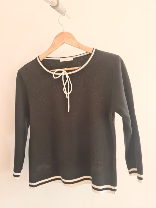 Sweterek czarny z lamowka s