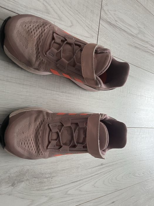 Кросівки , adidas