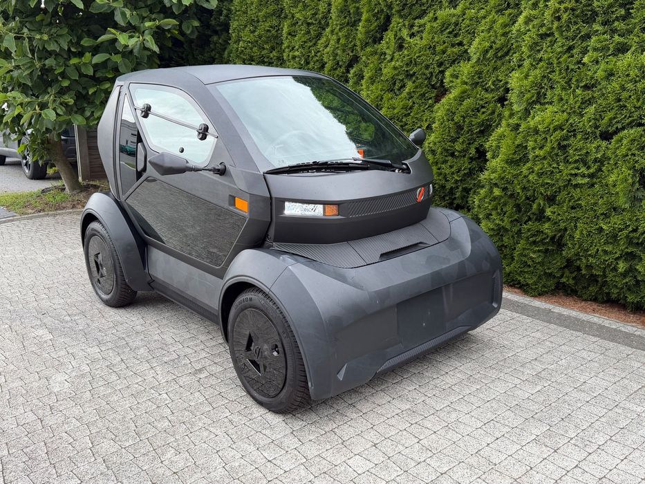 Renault Twizy Mobilize Duo Microcar  renault twizzy